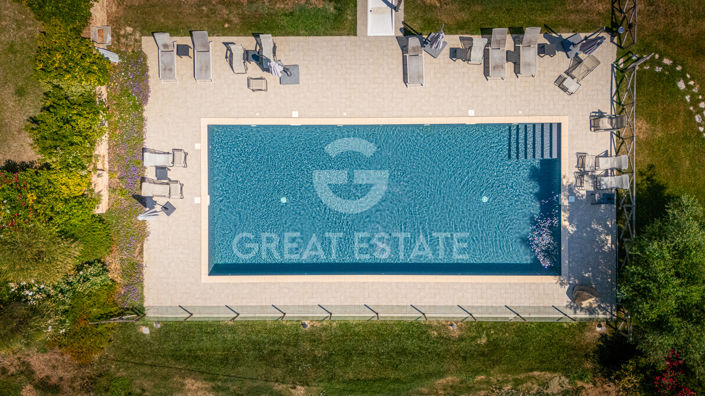 Image No.3-9 Bed Country House for sale