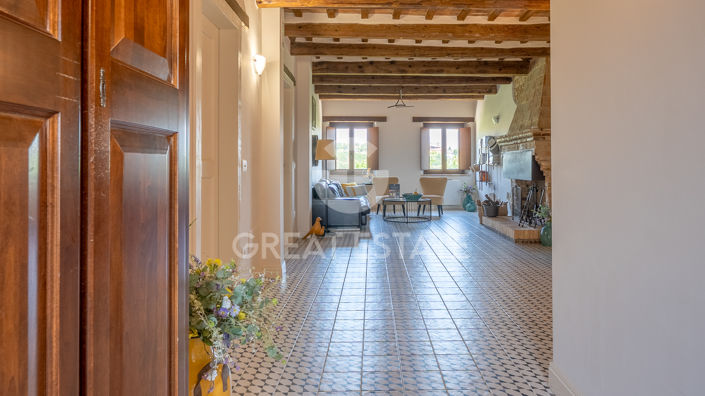 Image No.33-9 Bed Country House for sale