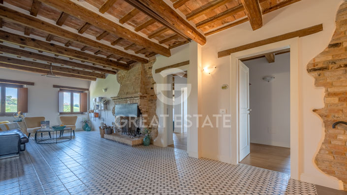 Image No.34-9 Bed Country House for sale