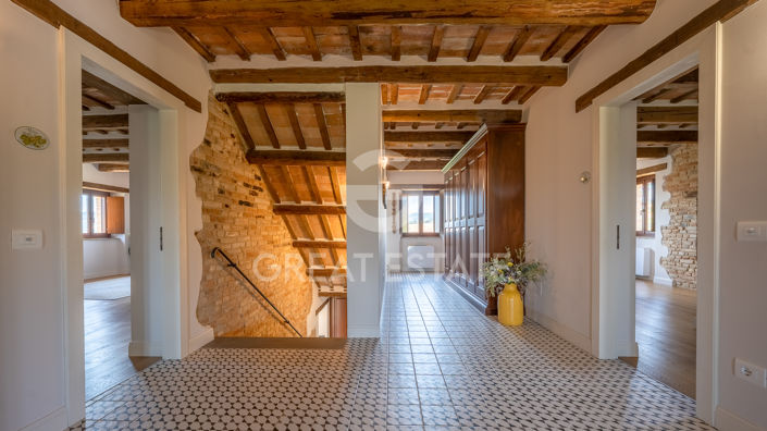 Image No.35-9 Bed Country House for sale