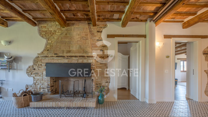 Image No.37-9 Bed Country House for sale