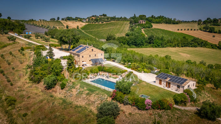 Image No.4-9 Bed Country House for sale