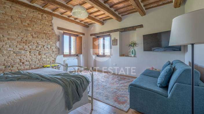 Image No.54-9 Bed Country House for sale