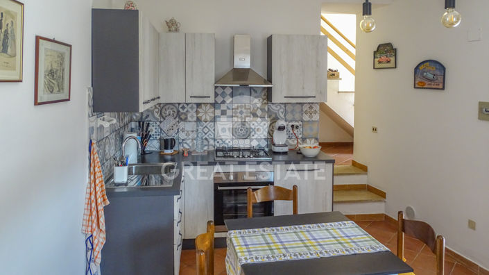 Image No.2-2 Bed Property for sale