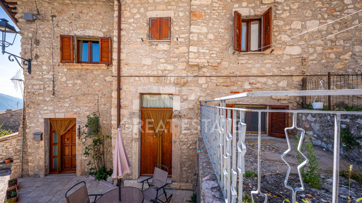 Image No.3-Propriété de 2 chambres à vendre à Vallo di Nera