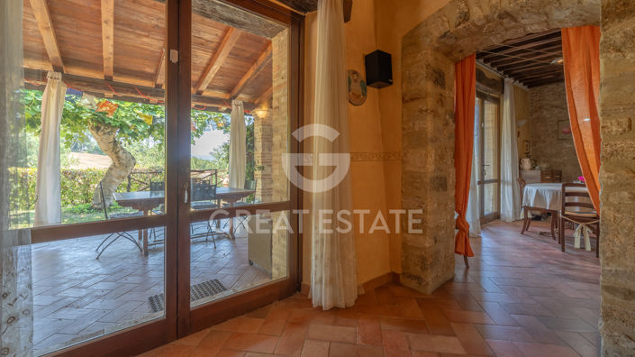 Image No.25-6 Bed Country House for sale