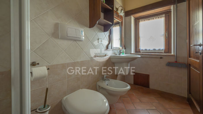 Image No.50-6 Bed Country House for sale