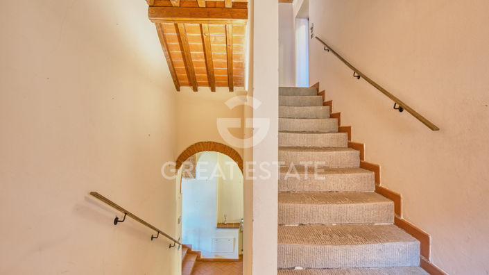 Image No.31-2 Bed Country House for sale