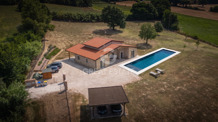 Image No.13-3 Bed Country House for sale