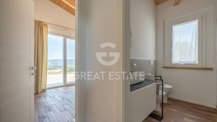 Image No.36-3 Bed Country House for sale