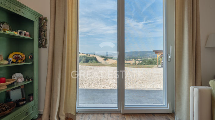Image No.40-3 Bed Country House for sale