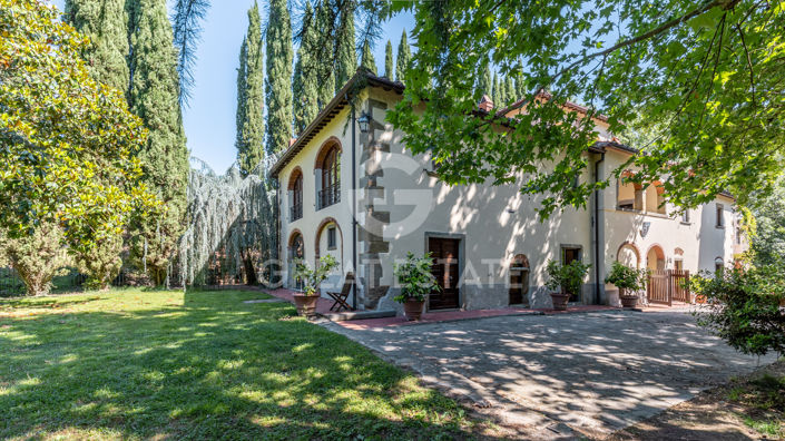 Image No.17-7 Bed Country House for sale