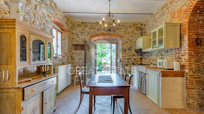 Image No.23-7 Bed Country House for sale