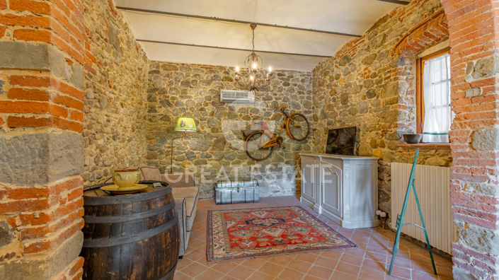 Image No.24-7 Bed Country House for sale