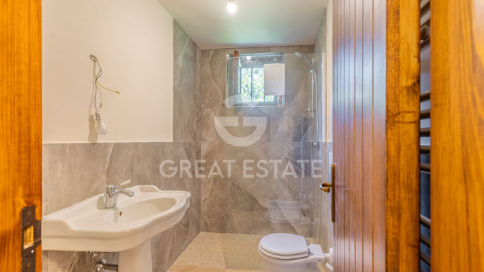 Image No.31-7 Bed Country House for sale