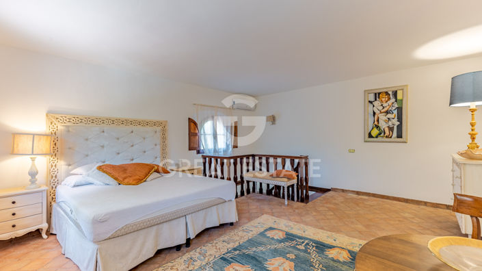 Image No.45-7 Bed Country House for sale