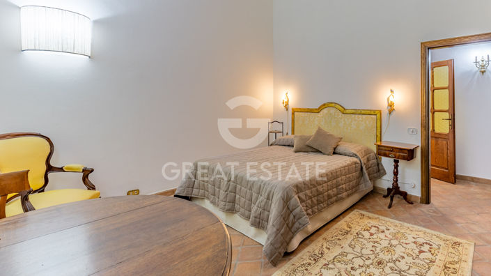 Image No.49-7 Bed Country House for sale