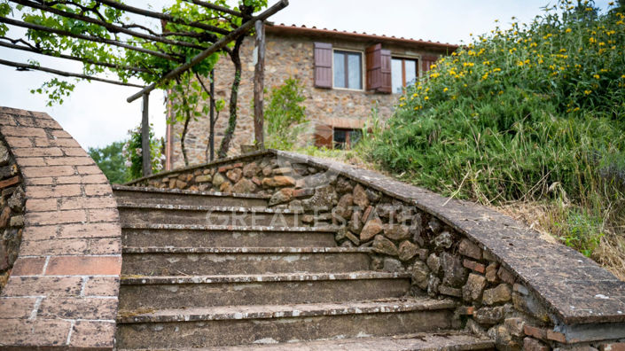 Image No.13-3 Bed Country House for sale