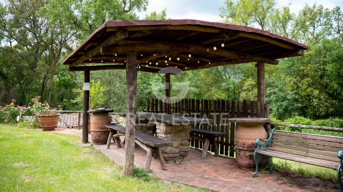 Image No.21-3 Bed Country House for sale