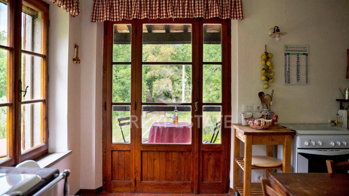 Image No.28-3 Bed Country House for sale