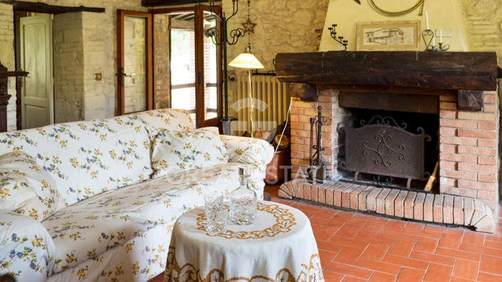 Image No.34-3 Bed Country House for sale