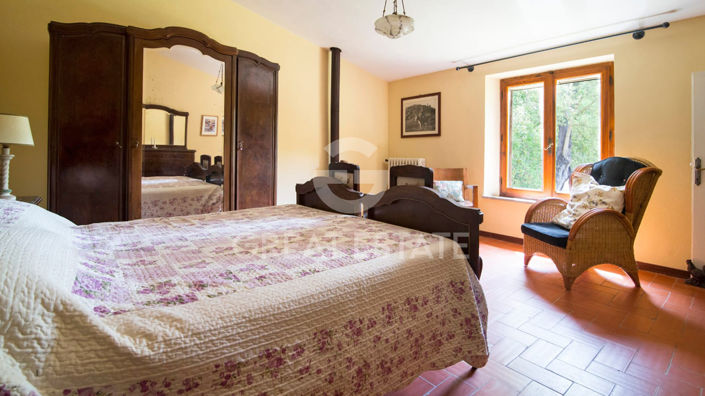 Image No.41-3 Bed Country House for sale