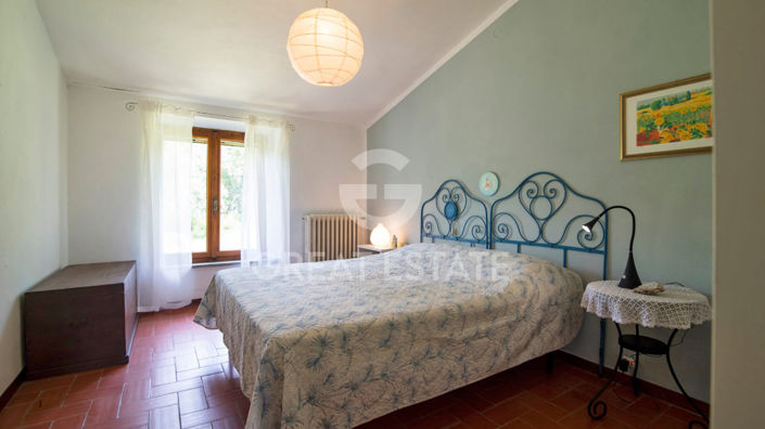 Image No.42-3 Bed Country House for sale