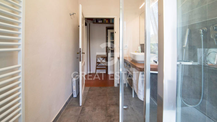 Image No.44-3 Bed Country House for sale