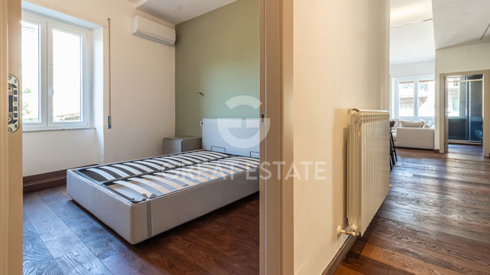 Image No.17-2 Bed Property for sale