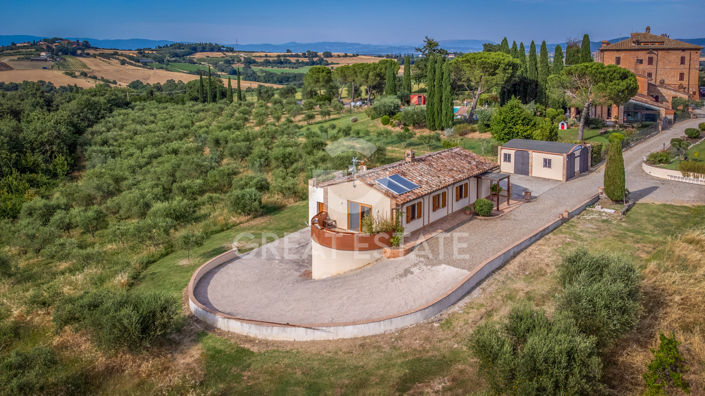 Image No.4-2 Bed Country House for sale
