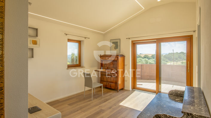 Image No.6-2 Bed Country House for sale