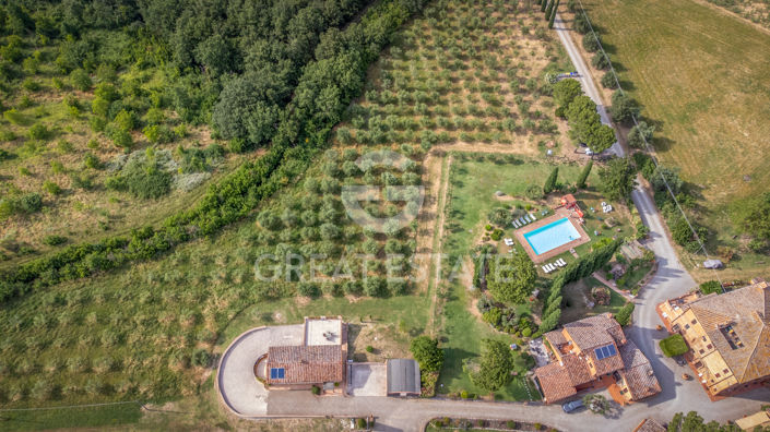 Image No.8-2 Bed Country House for sale