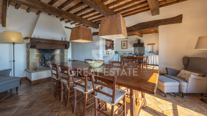Image No.31-4 Bed Country House for sale