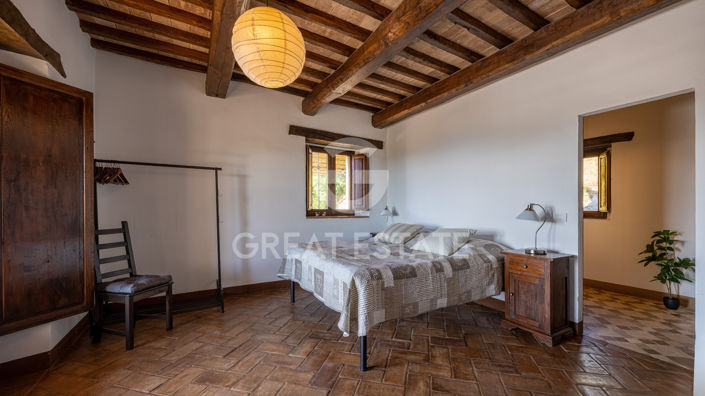Image No.40-4 Bed Country House for sale