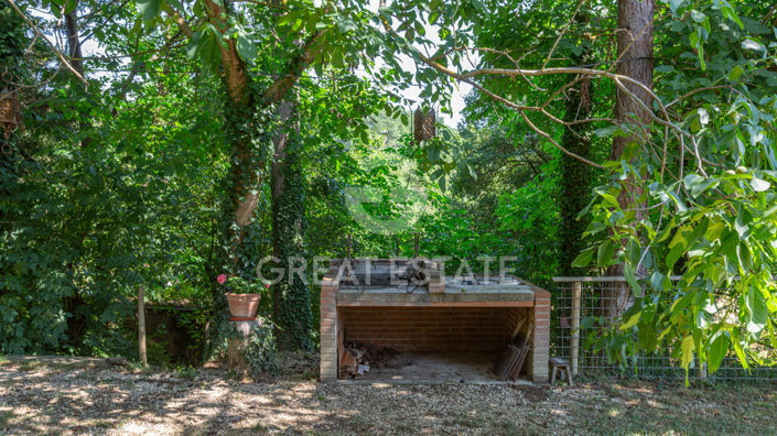 Image No.19-4 Bed Country House for sale