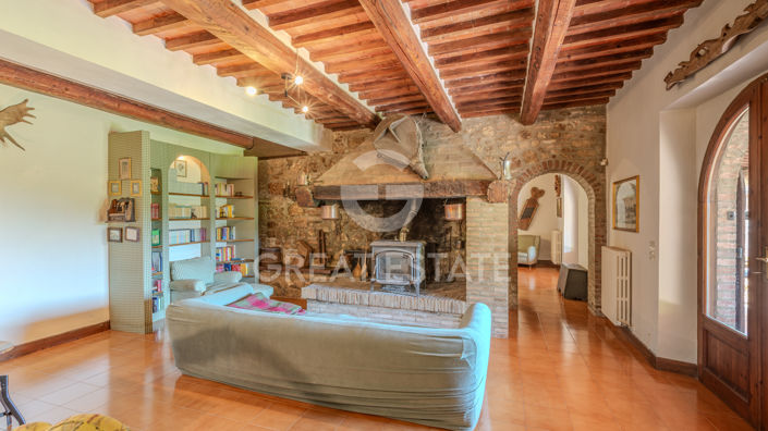 Image No.20-4 Bed Country House for sale