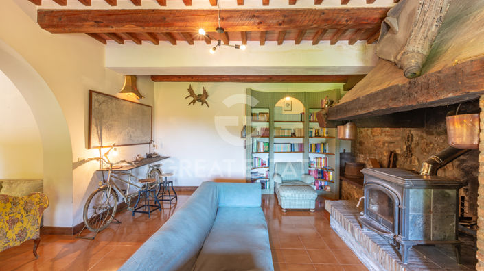 Image No.21-4 Bed Country House for sale