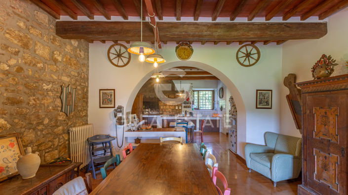 Image No.25-4 Bed Country House for sale