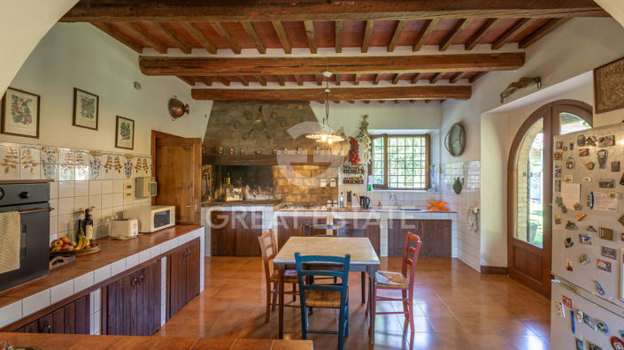 Image No.26-4 Bed Country House for sale
