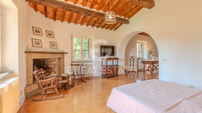 Image No.31-4 Bed Country House for sale