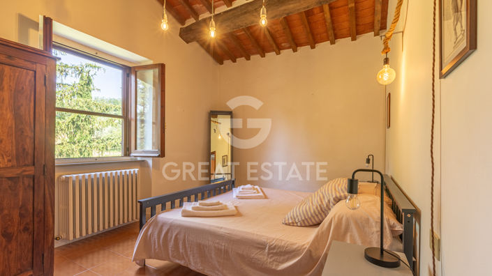 Image No.37-4 Bed Country House for sale