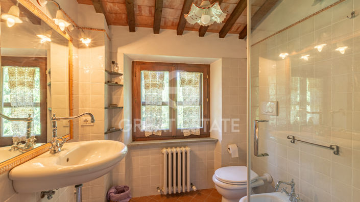 Image No.40-4 Bed Country House for sale