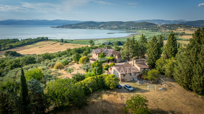 Image No.18-8 Bed Country House for sale