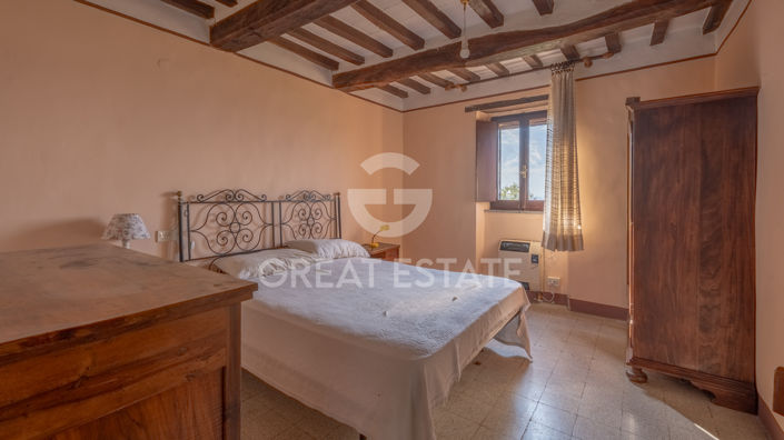 Image No.26-8 Bed Country House for sale