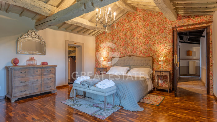 Image No.45-Maison de campagne de 7 chambres à vendre à Montepulciano