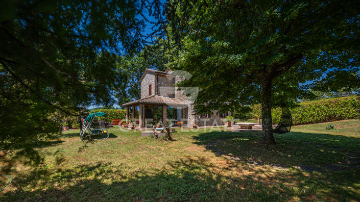Image No.11-2 Bed Country House for sale