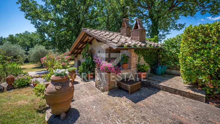 Image No.13-2 Bed Country House for sale