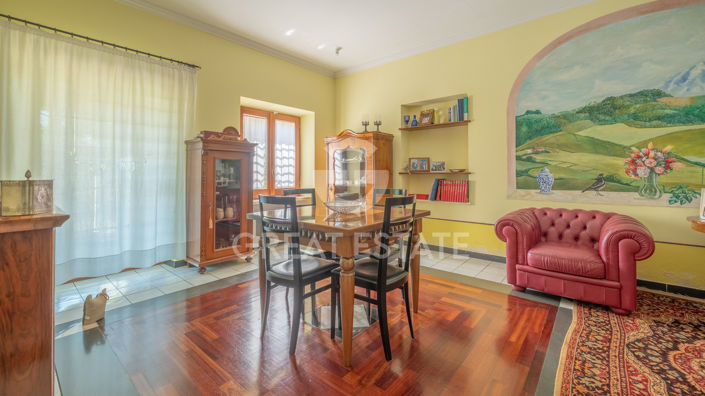 Image No.42-2 Bed Country House for sale