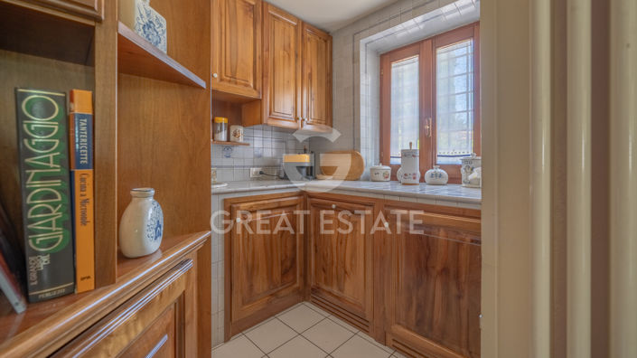 Image No.45-2 Bed Country House for sale