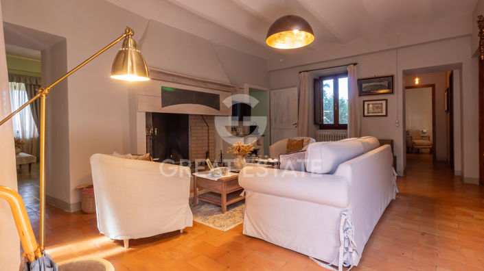 Image No.25-7 Bed Country House for sale